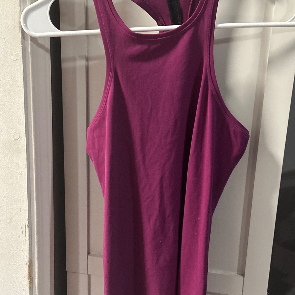Lululemon tank top